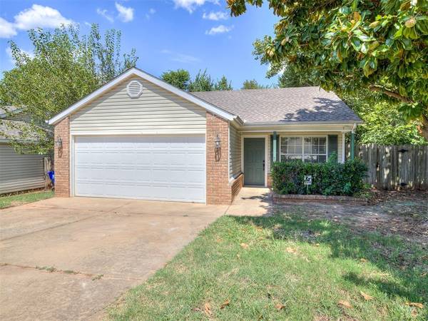 1121 Cedarcrest Street, Norman, OK 73071