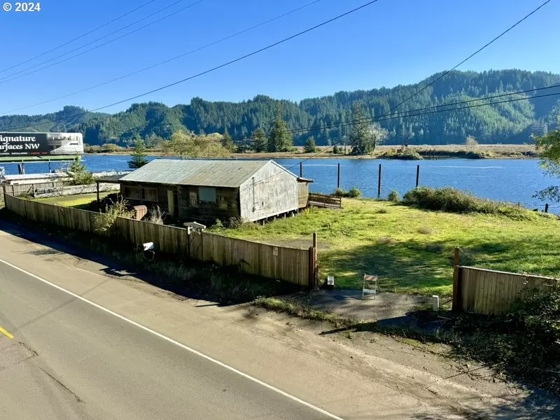 6766 HWY 126, Florence, OR 97439