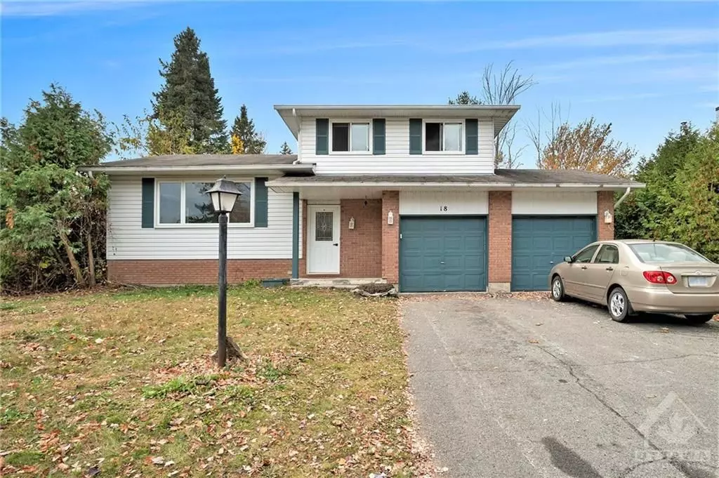 Stittsville - Munster - Richmond, ON K0A 1B0,18 STROUGHTON CRES