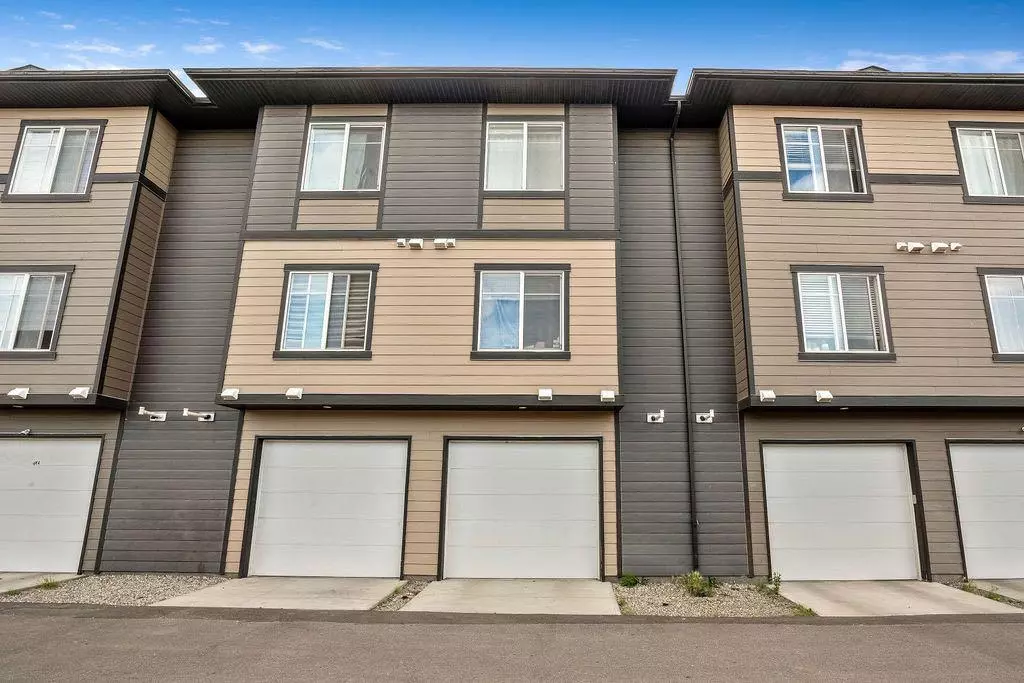 Calgary, AB T3N 1X2,95 Skyview Close NE #510