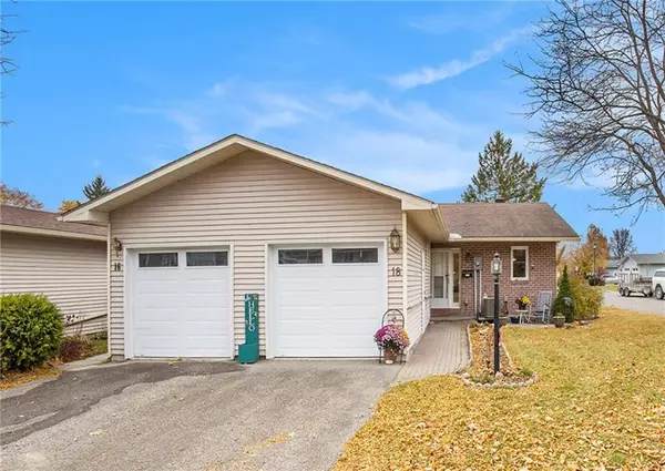 Lanark, ON K7H 3M4,18 BATHURST RD