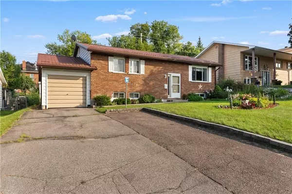 99 IVY AVE, Renfrew, ON K7V 4C9