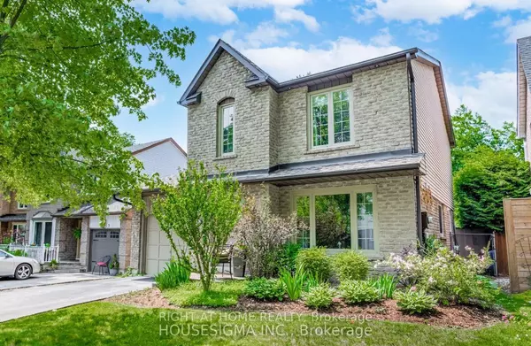 Oakville, ON L6L 5T5,3315 Victoria ST