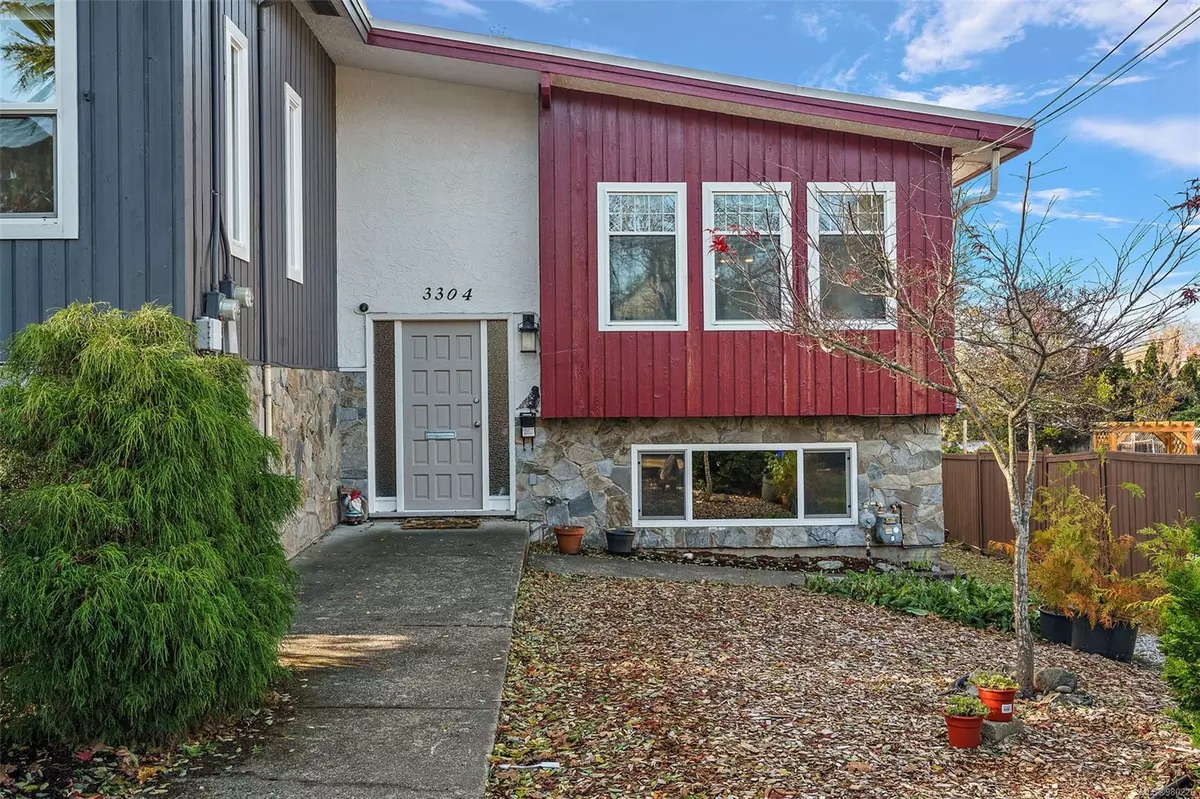 Saanich, BC V8P 4P1,3304 Richmond Rd