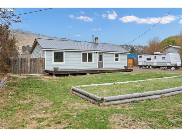 Prineville, OR 97754,2617 SE PAULINA HWY