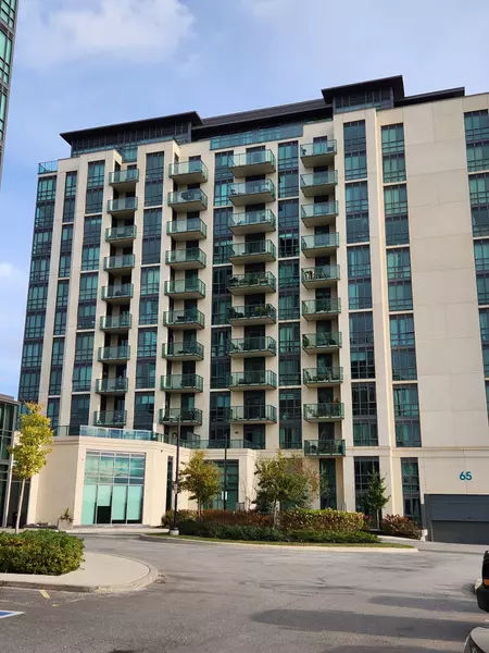 65 Yorkland BLVD #402, Brampton, ON L6P 4M5