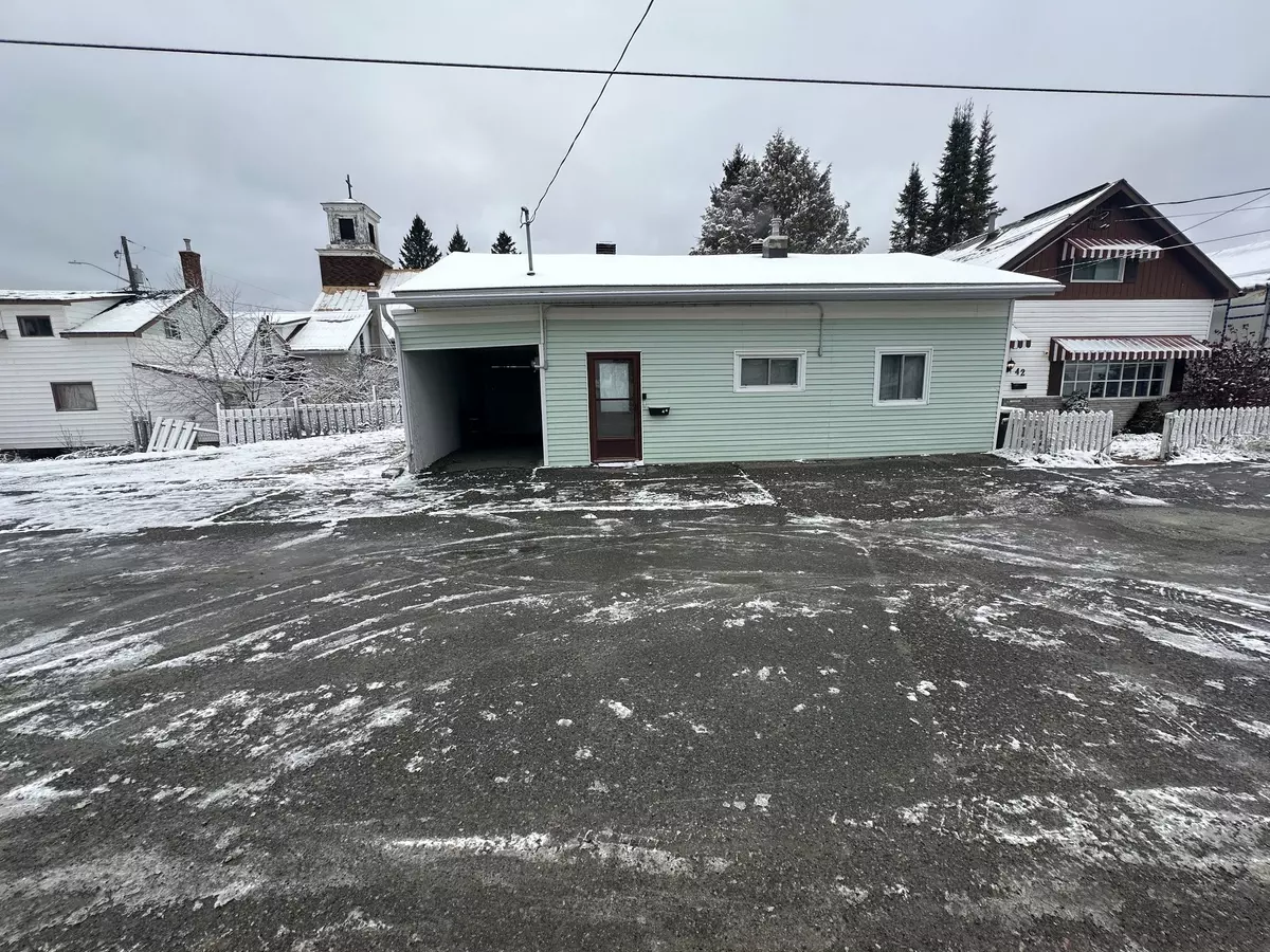 Kirkland Lake, ON P2N 2G9,44 Kirkpatrick ST