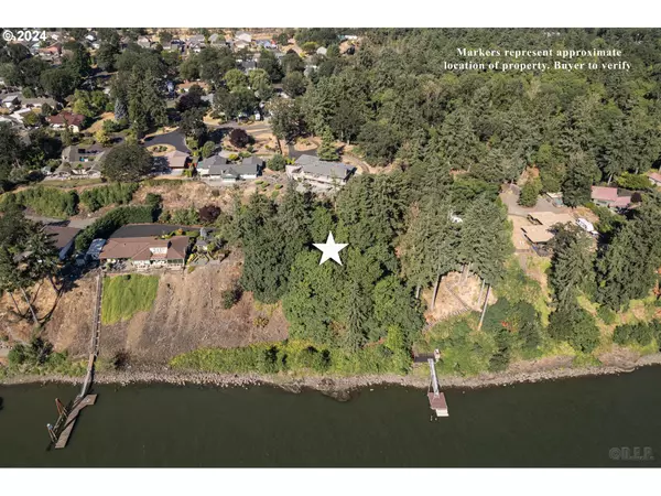 St Helens, OR 97051,River Cliffs DR