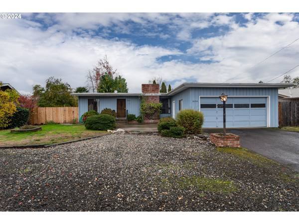 1456 NW ALMIRA ST, Roseburg, OR 97471