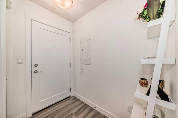 400 Auburn Meadows Common Southeast #412, Calgary, AB T3M 3K7