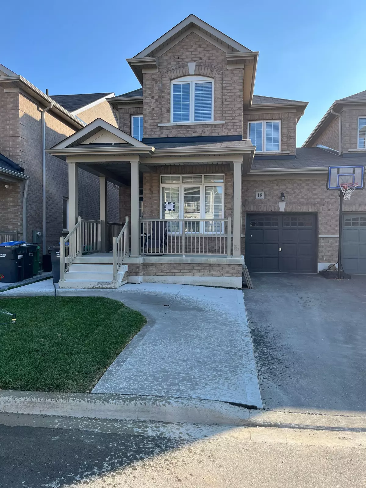 Brampton, ON L6R 4B2,18 Ladysmith basement ST