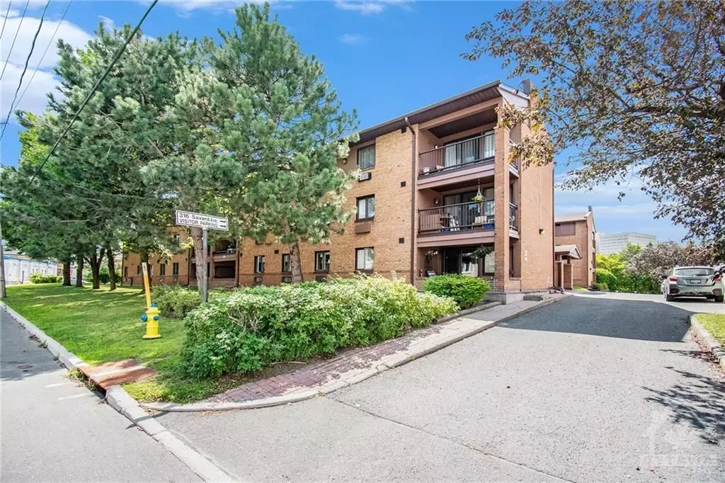 Vanier And Kingsview Park, ON K1L 7S2,316 SAVARD AVE #110