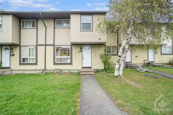 Elmvale Acres And Area, ON K1B 5B7,2570 SOUTHVALE CRES #81