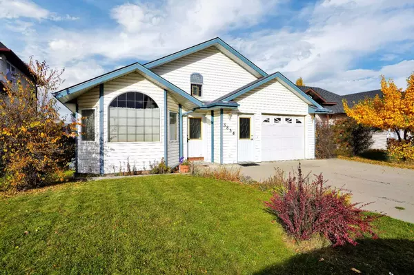 5834 65 Avenue, Rocky Mountain House, AB T4T 1N7