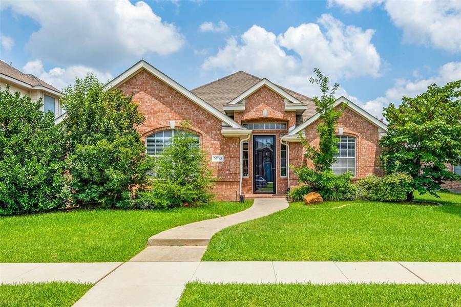 5760 Crestwood Lane, The Colony, TX 75056