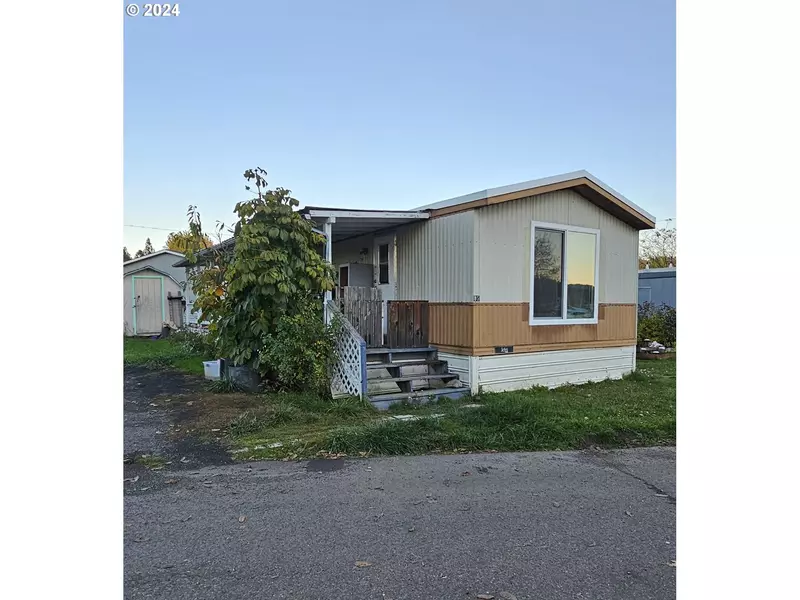 1050 W CENTRAL AVE ## 45, Sutherlin, OR 97479