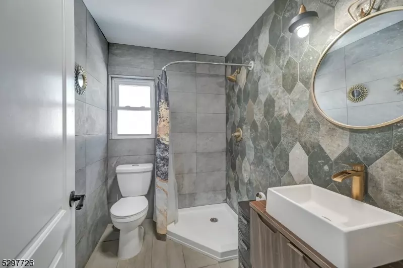 259 N Center St #1, City Of Orange Twp., NJ 07050