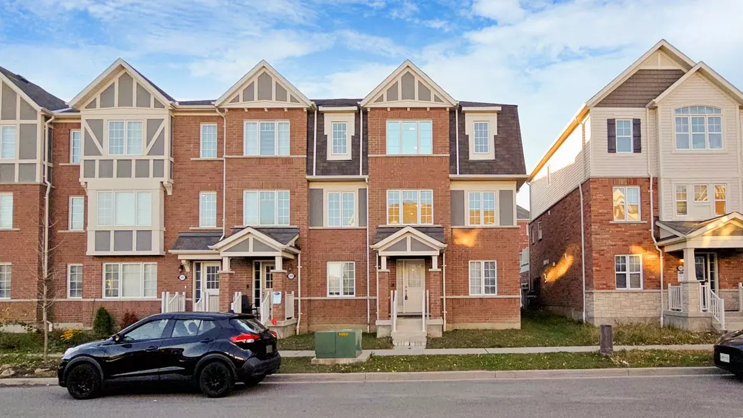 2408 Fall Harvest CRES, Pickering, ON L1X 0G2