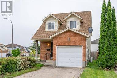 500 Highbrook CT, Kitchener, ON N2E 3P4