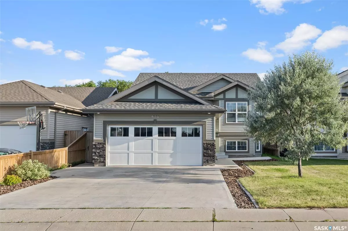 Saskatoon, SK S7R 0L2,634 Lehrer CRESCENT