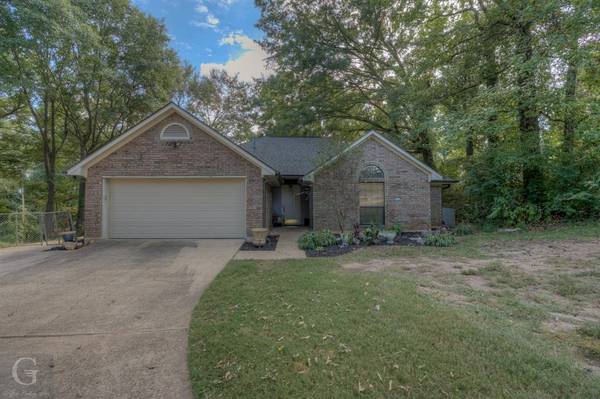 8212 Heatherbrook Circle, Haughton, LA 71037