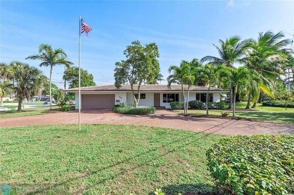 556 SE 15th Ave, Deerfield Beach, FL 33441