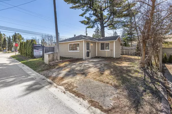 Wasaga Beach, ON L9Z 1W2,72 57th ST N