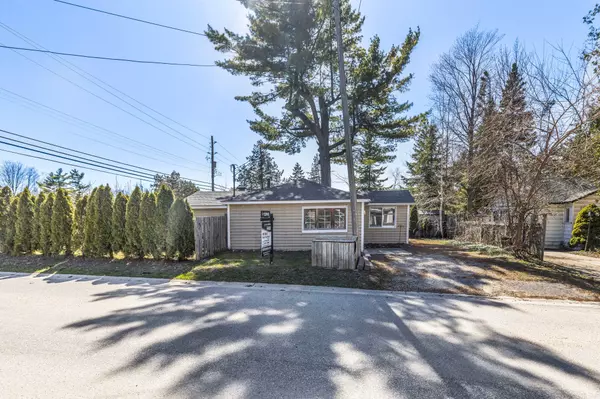 Wasaga Beach, ON L9Z 1W2,72 57th ST N