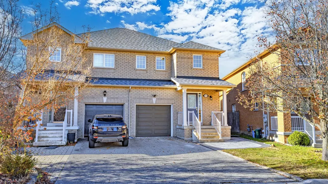 16 Cobblehill CT, Markham, ON L6C 3E9