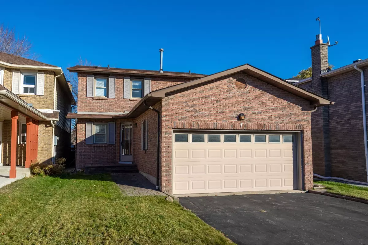 Markham, ON L3P 6E8,7 Marion CRES