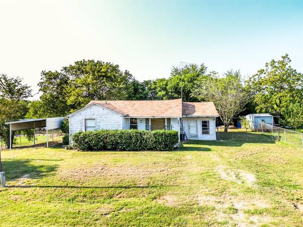 Barry, TX 75102,102 W South Front Street