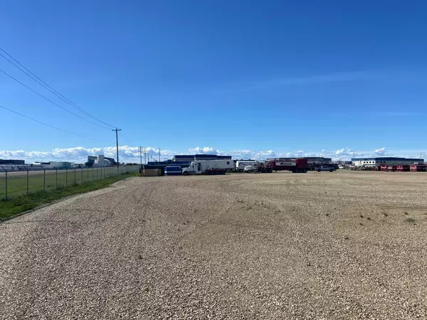 Clairmont, AB T8X 0L2,9202 154 AVE