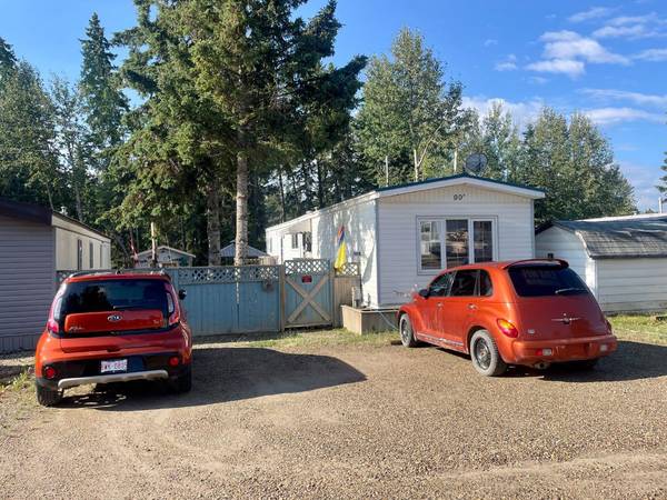 90A 810 56 Street, Edson, AB T7E 1P2