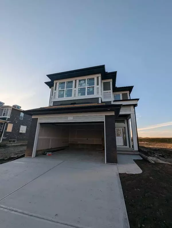 69 Corner Glen AVE Northeast, Calgary, AB T3N 2L6