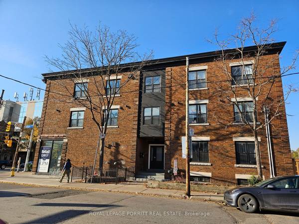 254 Armadale AVE ##6, Toronto W02, ON M6S 3K4