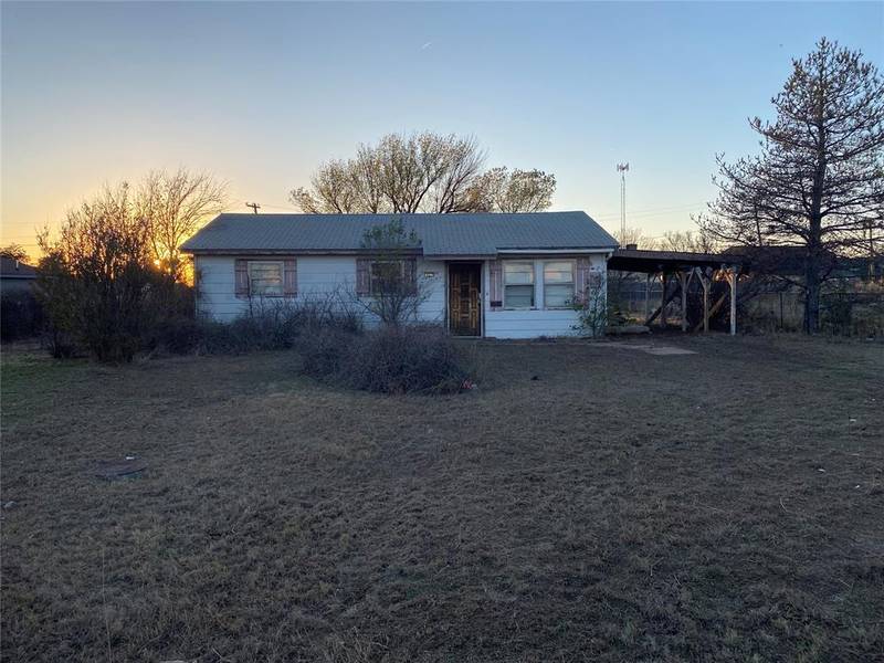 407 N A Street, Mountain Park, OK 73559