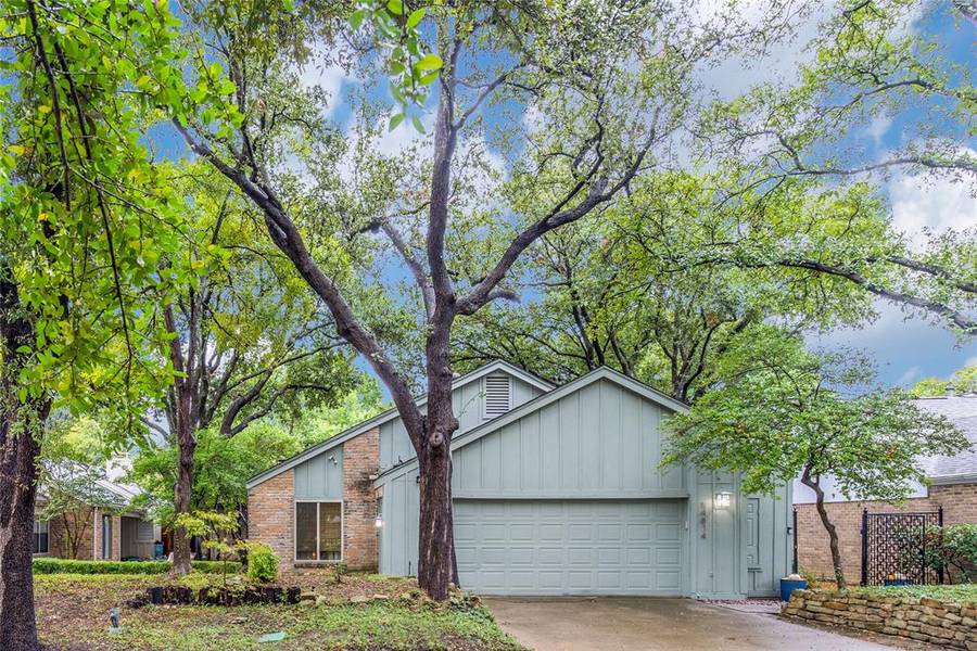 14814 Le Grande Drive, Addison, TX 75001