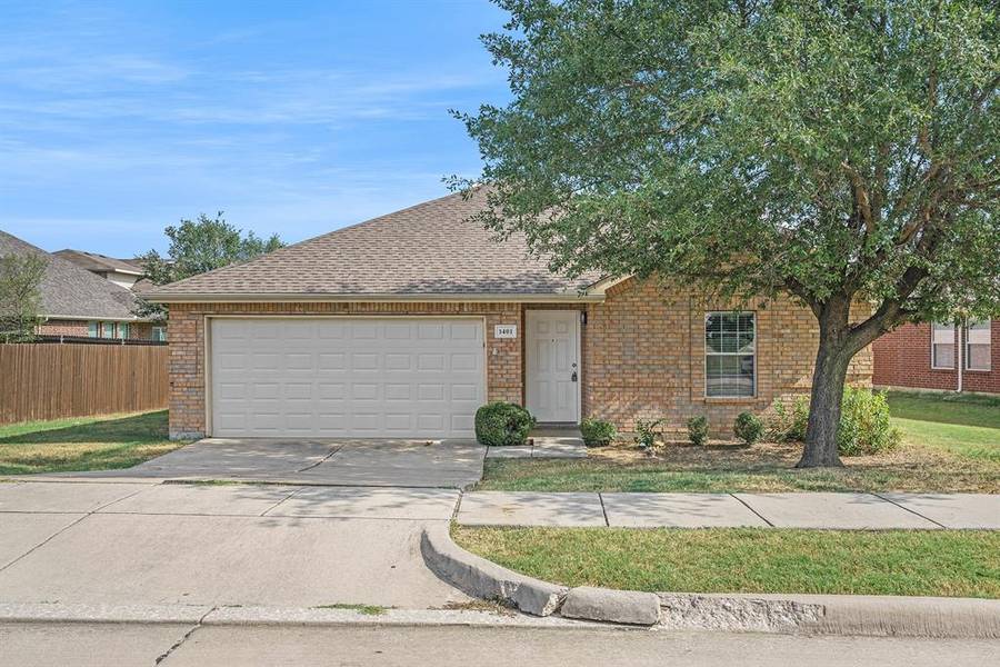 1401 Whitewater Drive, Little Elm, TX 75068