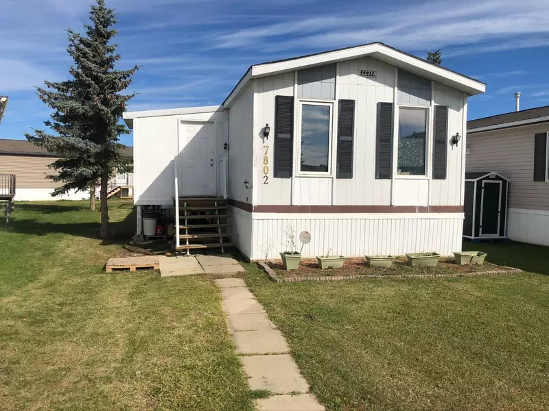 7802 97 AVE, Peace River, AB T8S 1W4