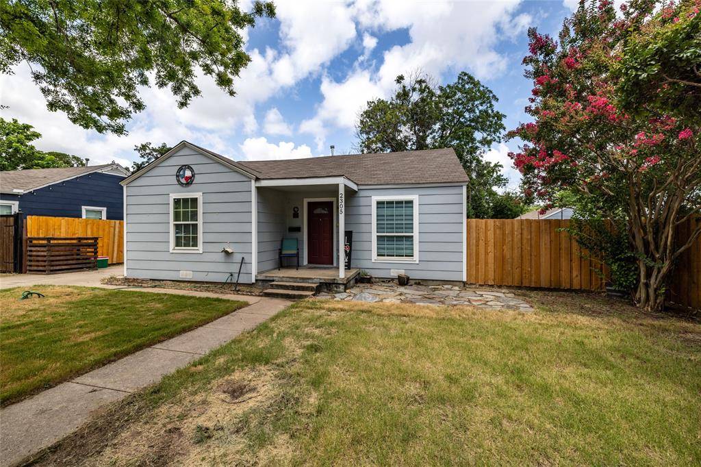 2305 Owens Street, Haltom City, TX 76117