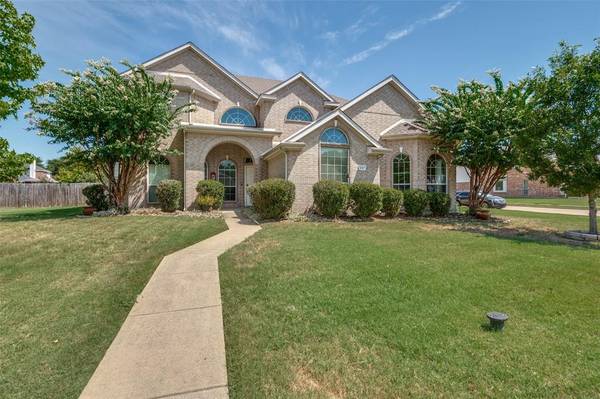 207 Moses Drive, Glenn Heights, TX 75154