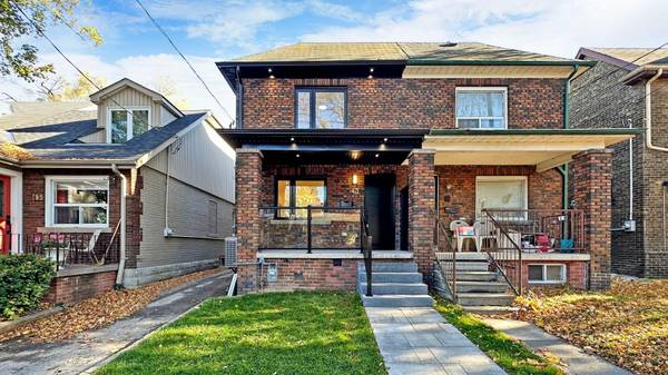 43 Highfield RD, Toronto E01, ON M4L 2T9