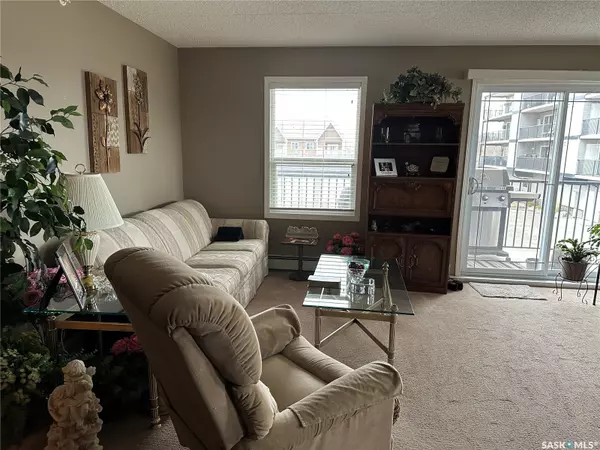 Weyburn, SK S4H 1V5,505 Bannerman STREET #207