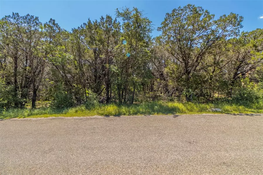 915 Arkansas River Drive, Granbury, TX 76048