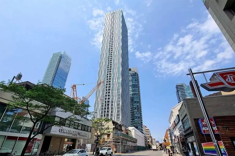 Toronto C02, ON M4W 0B1,1 Yorkville AVE #801