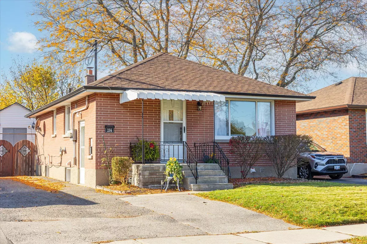 Oshawa, ON L1H 6H4,256 Baldwin ST