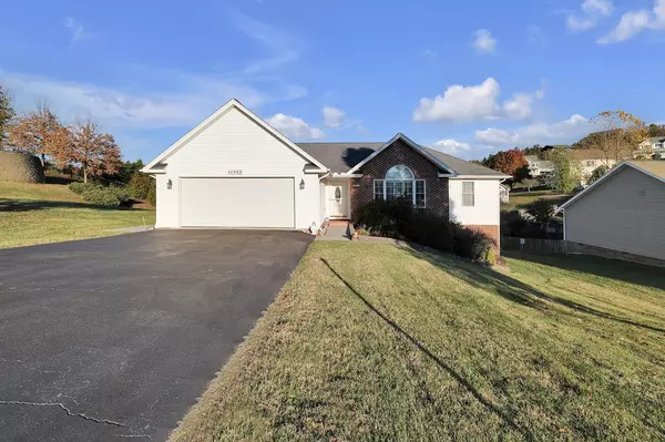 17963 Glenwood Dr, Abingdon, VA 24211