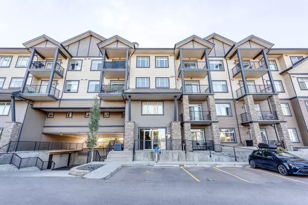 117 Copperpond Common Southeast #317, Calgary, AB T2Z 5E2