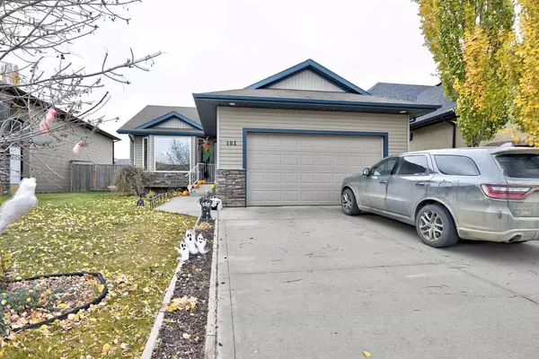 103 Webster DR, Red Deer, AB T4N 7G4