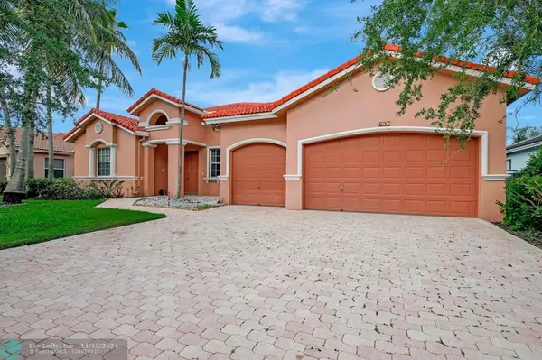 697 SW 159th Way, Pembroke Pines, FL 33027